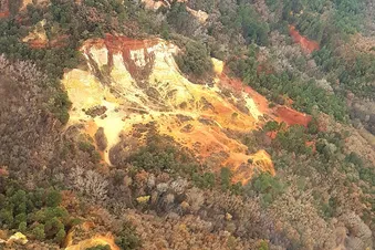 Châteaux et villages perchés du Luberon
