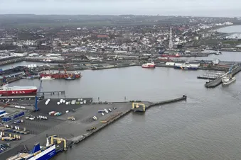 Cuxhaven entlang der Elbe nach Hamburg - von Oben Endecken