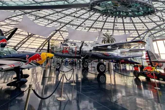 Augsburg - München - Salzburg - Red Bull Museum - Augsburg