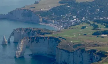 Balade aérienne à la découverte de la côte Normande
