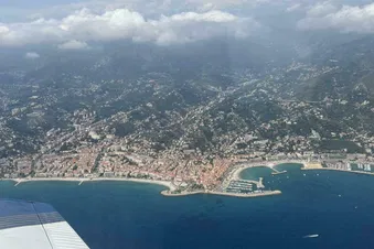 Vol au dessus de Nice/Monaco