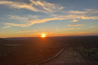 Madrid Day Express: Fly In for Tapas, Art & City Buzz!