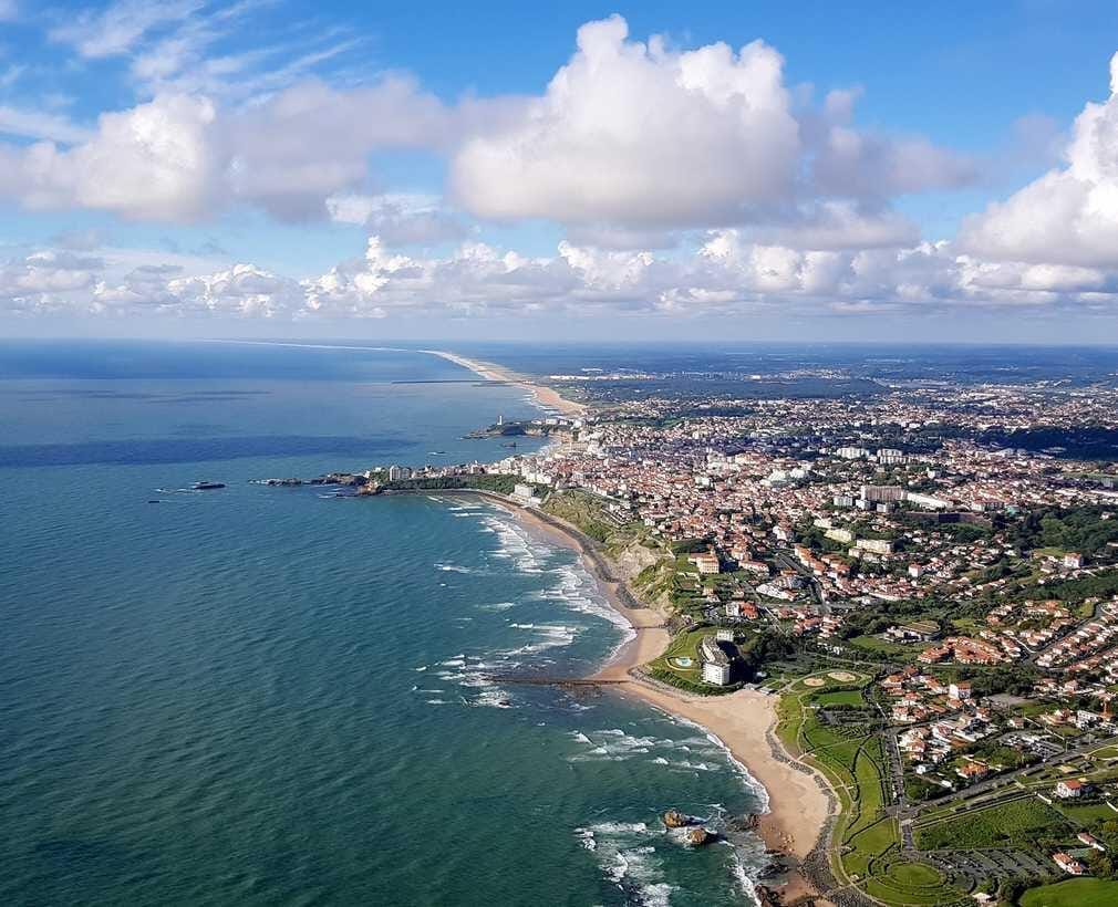 Survol de la côte basque depuis Pau