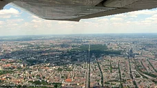 Rundflug über die Dächer Berlins