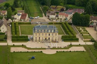 Survol des châteaux de la Seine et du Vexin