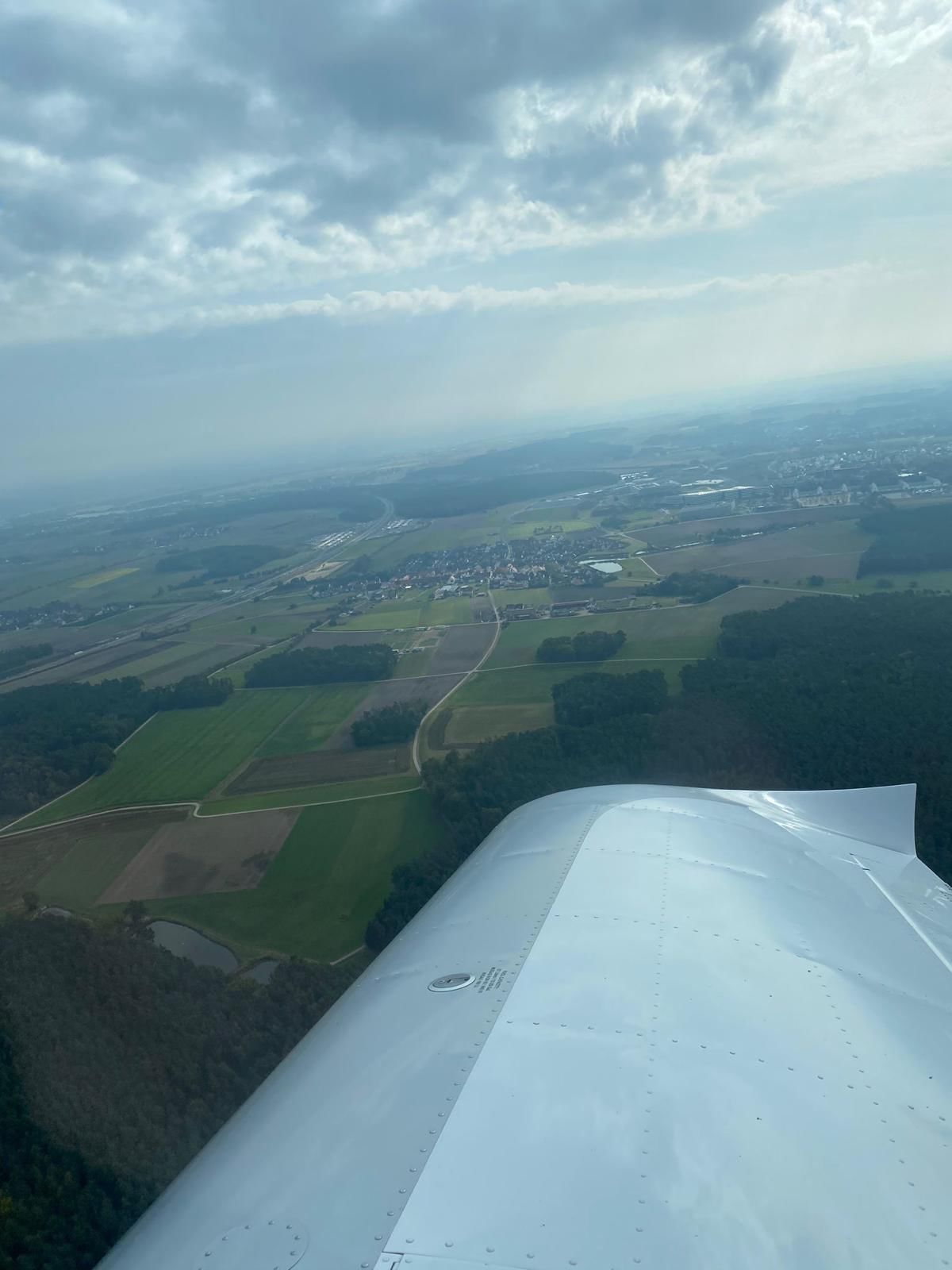 Rundflug über die wunderschöne fränkische Schweiz.