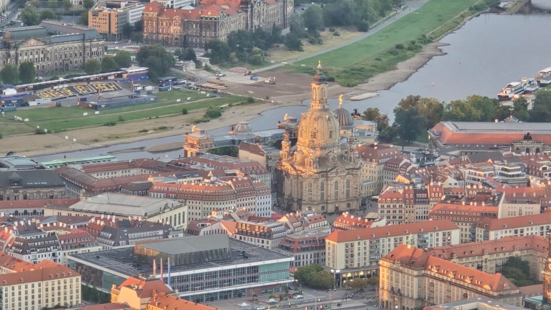 Rundflug über Dresden und Umgebung nach Wunsch