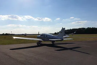 Rundflug - Besondere Wünsche - in Piper PA28 Archer