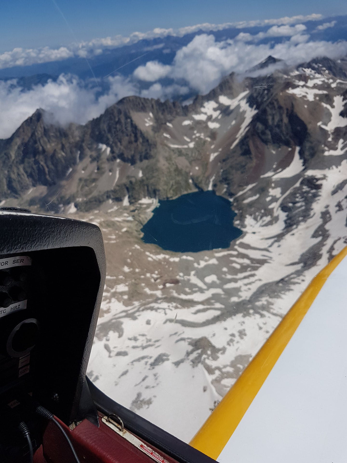 Mythiques Pyrénées et pic d'Aneto 3404m