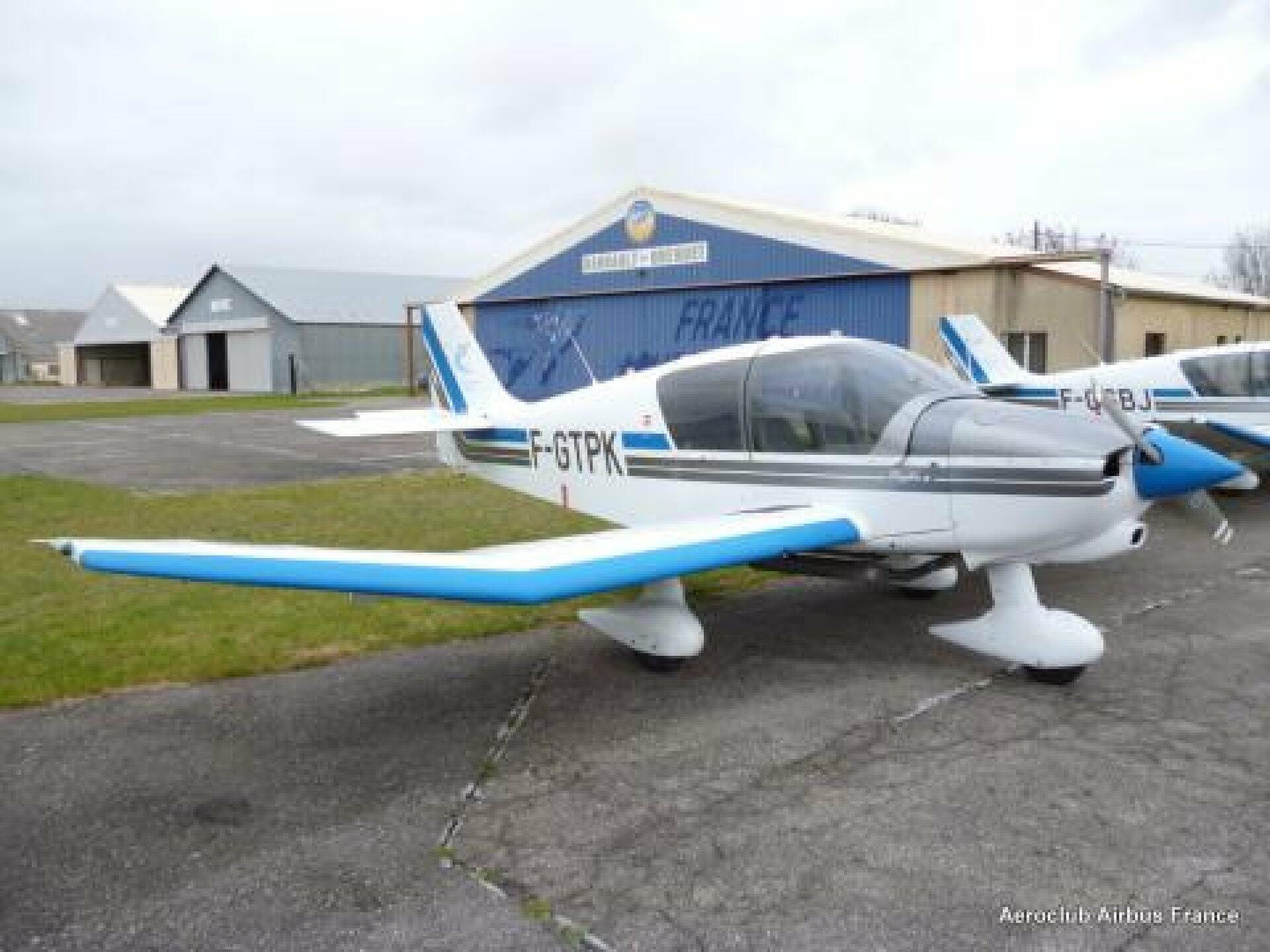 Robin DR400 - 140HP