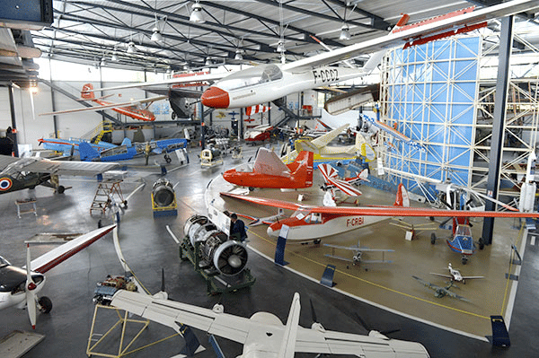 ✈️ Vol Caen↹Angers avec déjeuner & musée aéronautique 🛩️