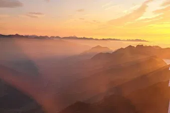 Vol au dessus des Pyrénées
