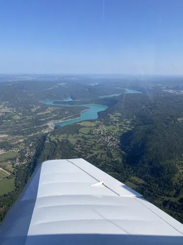 Entre Jura et Alpes, le tour aérien des merveilles