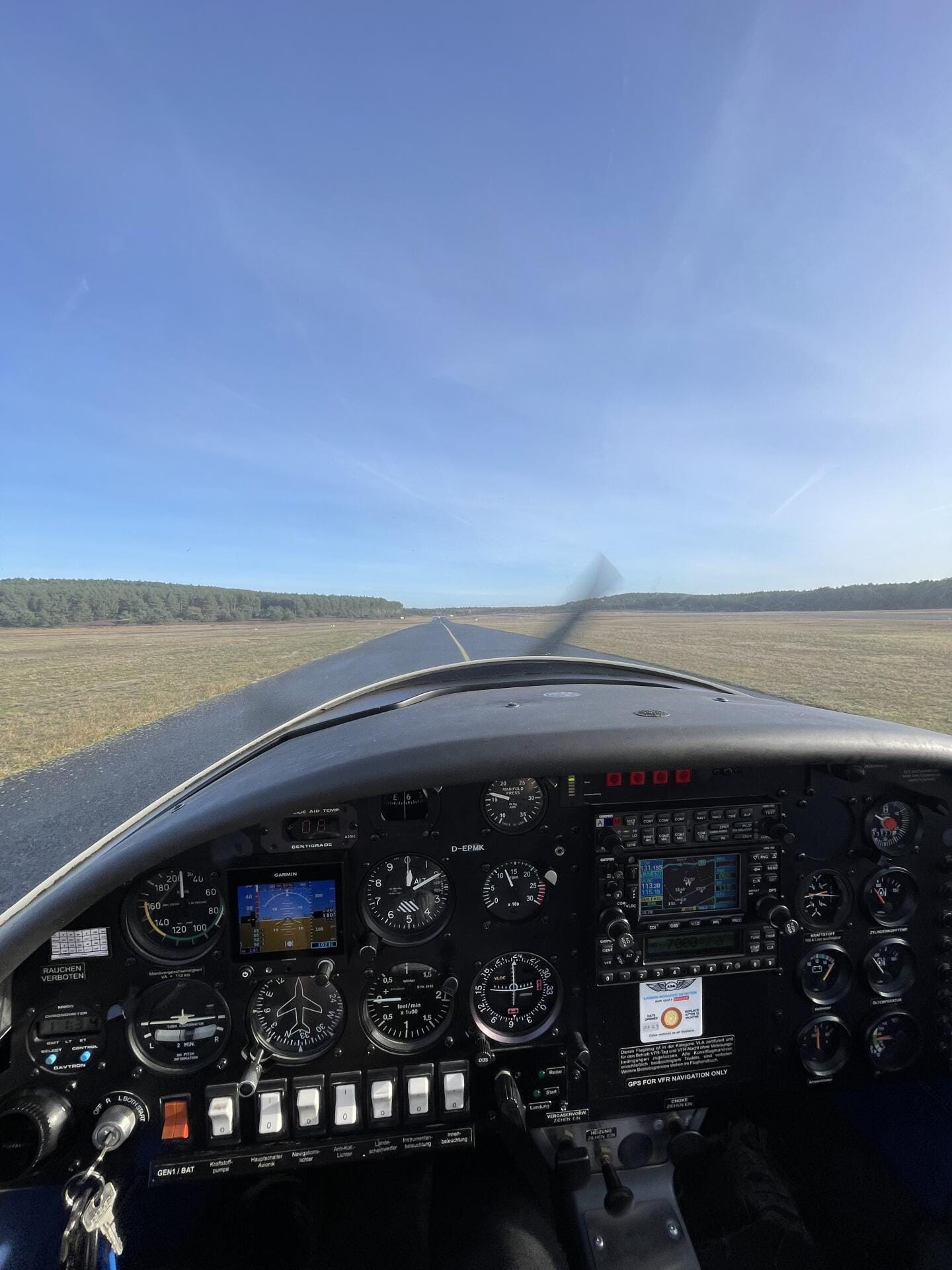 Aquila A210 (AT01)