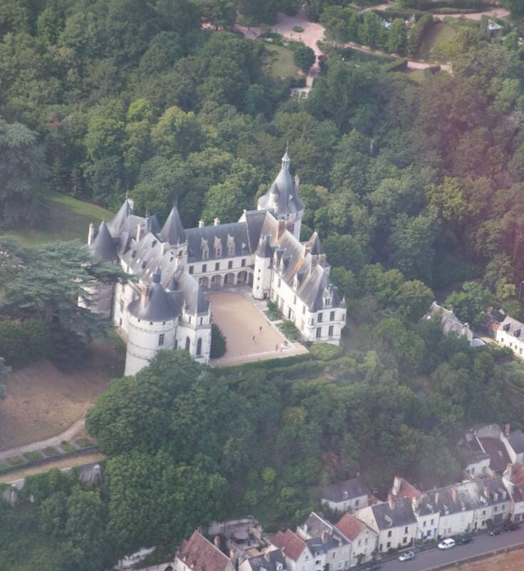 Survol des châteaux de la Loire