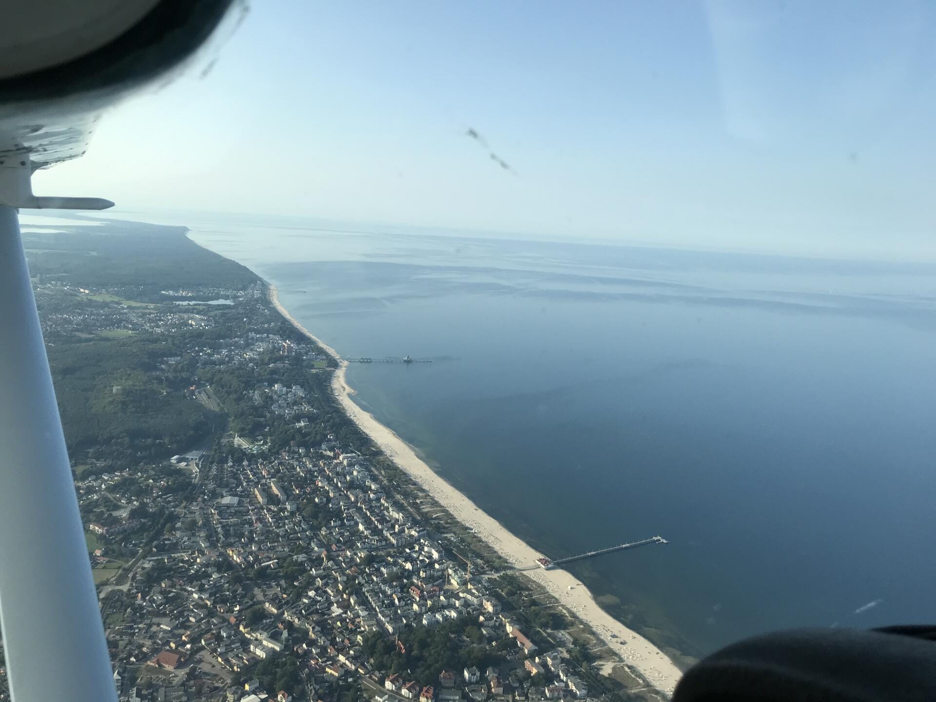 die Küste von der Insel aus 1