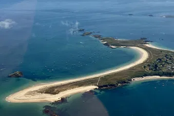 Special "Voileux": la SHOM 9999 vue du ciel