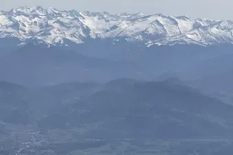 Survol du Pic du Midi de Bigorre , vue imprenable