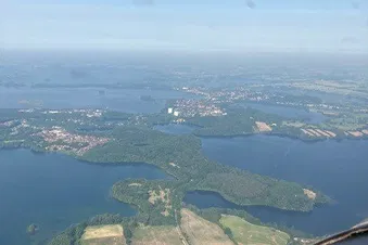 Ostseeküste von Grömitz über den Plöner-See nach Kiel