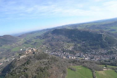 Survol de Salins-les-Bains