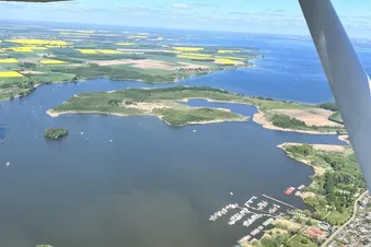 Ostseeflug nach Barth – Küstenzauber aus der Luft erleben!