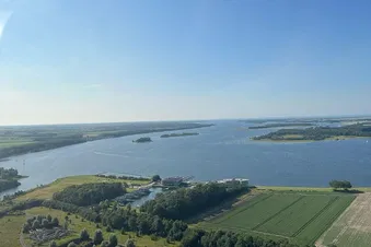 Ausflug nach Middelburg zum Flugplatz Midden-Zeeland