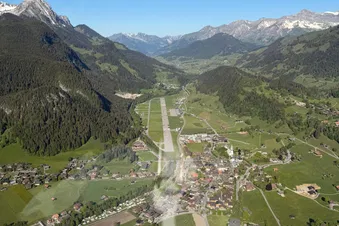Alpine Escape to Saanen – Scenic Flight the Swiss Alps