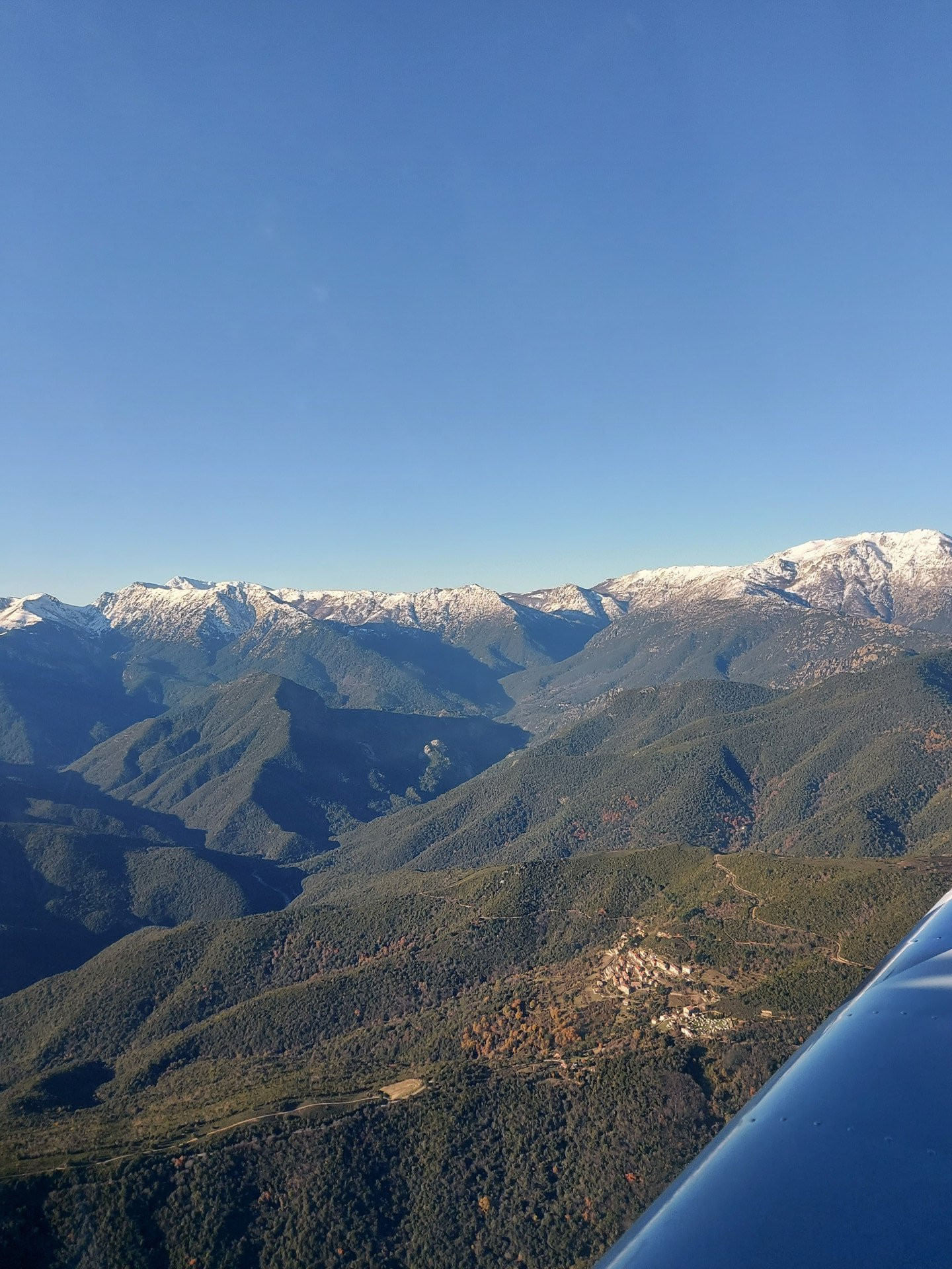 Aiguilles de Bavella-Bonifacio tour du sud de l'île en avion