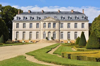 Découverte aérienne des Châteaux de la Loire depuis Alençon