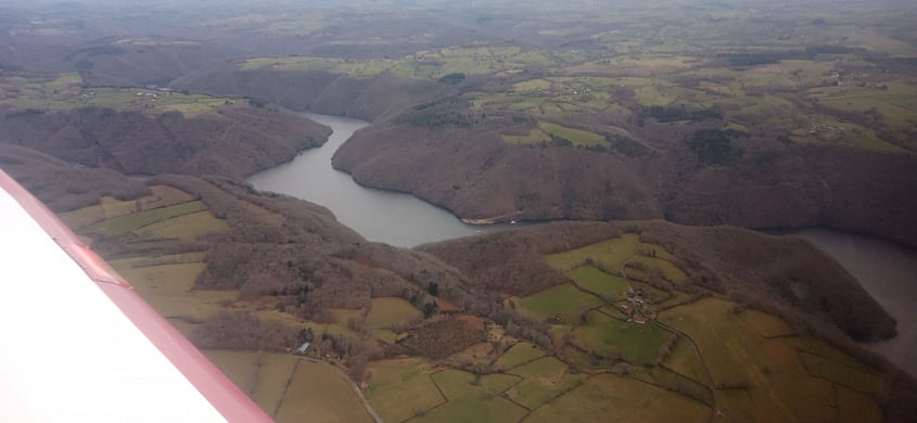 Découverte des Gorges de la Dordogne depuis le ciel