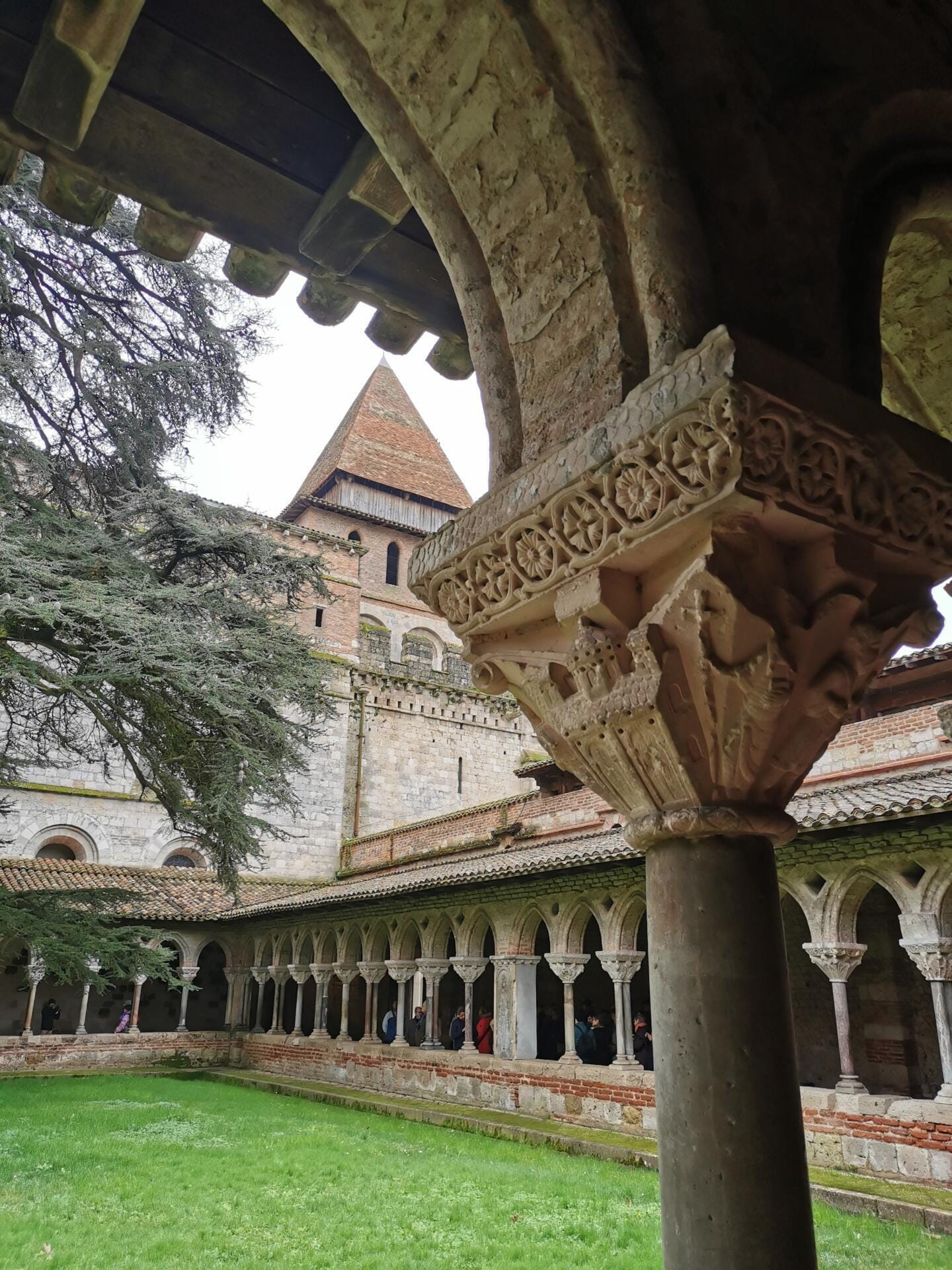 🛩 Moissac et ses trésors...depuis le sud Toulousain