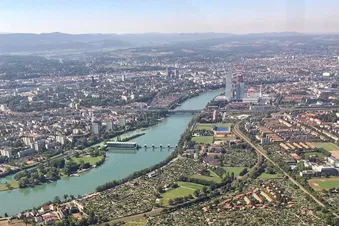 Kleiner-Jurarundflug im Hubschrauber
