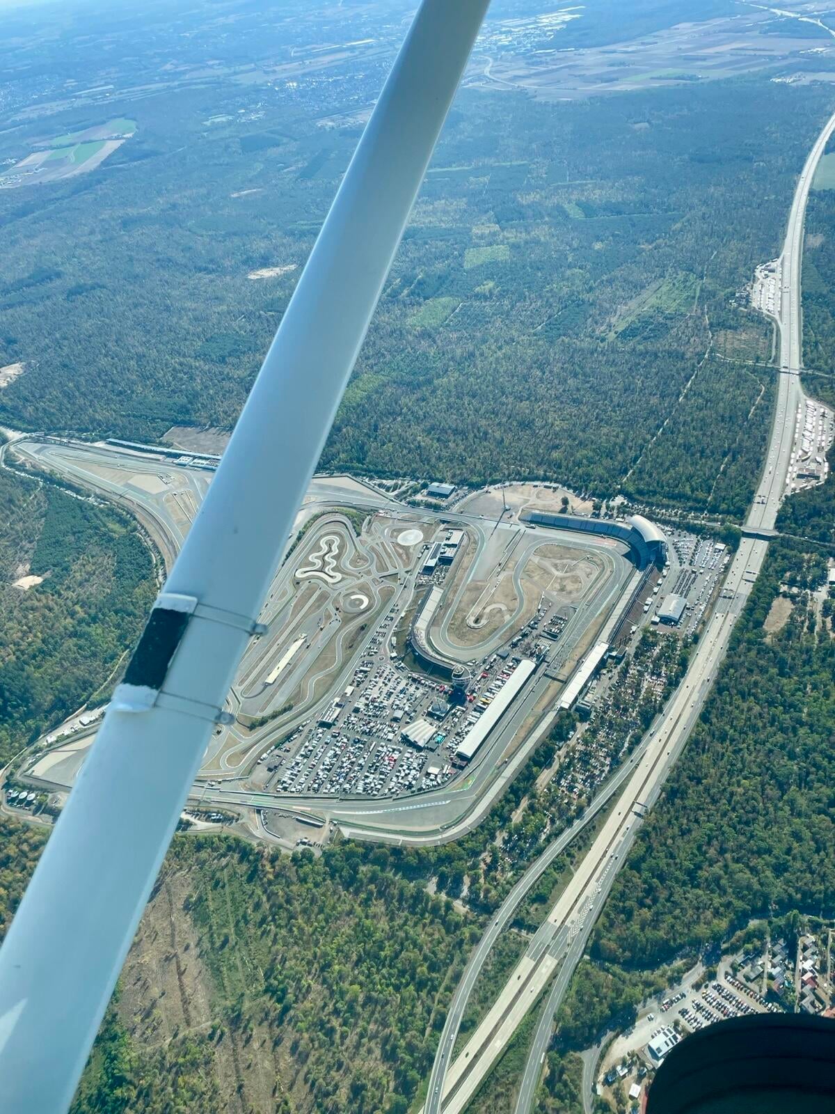 Erlebnis-Rundflug über Speyer, Hockenheim & Sinsheim