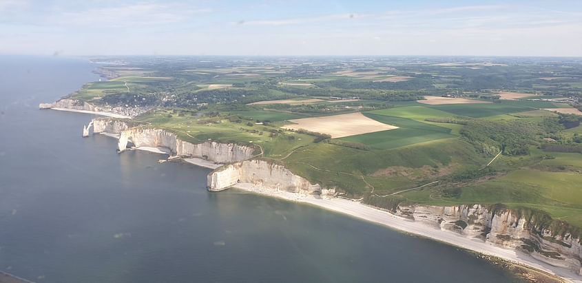 Balade le long de la côte normande en Robin DR500