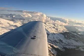 1 Stunde – Dein Flug, deine Route!