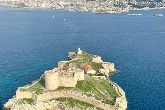 Balade dans la baie de Marseille et sur la côte bleue