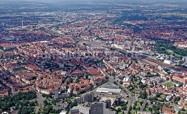 Rundflug über Nürnberg City und die fränkische Schweiz