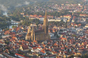 Rundflug zum Ulmer Münster