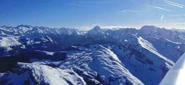 Survol des Pyrénées