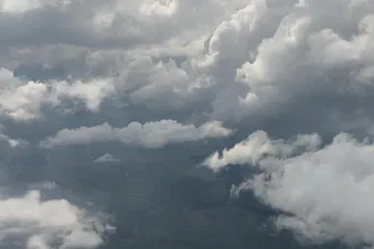 Pilot für einen Tag? Erlebe die Freiheit des Fliegens!