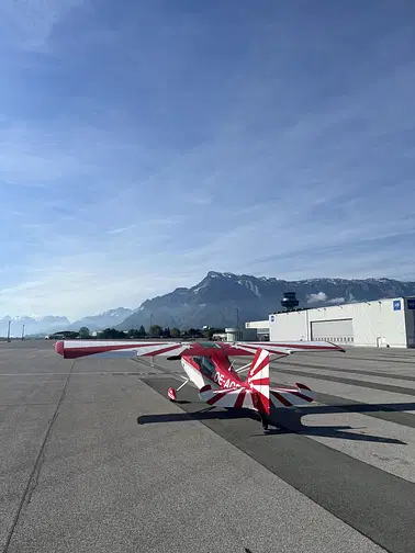 Kunstflug über dem Mondsee