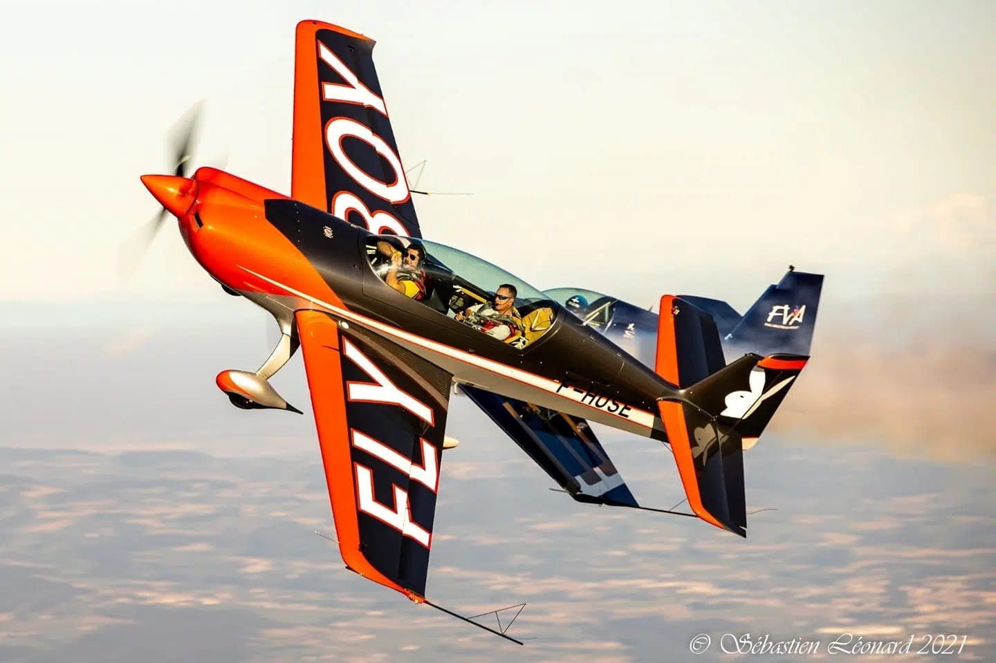 Extra Aircraft 330 LX