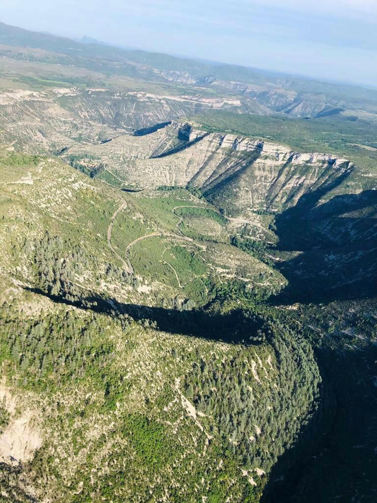 Cirque de Navacelles-Pic Saint Loup-Lac du Salagou en hélico