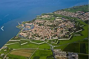 Une journée à la Rochelle avec survol de l'île de Ré - 2 per