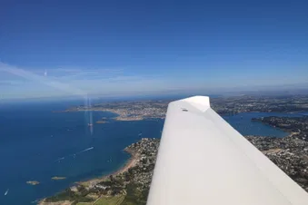 Vol Pontoise Cherbourg A/R ds la journée ou sur 2 jours
