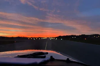 Start in EDME zum Sonnenuntergang