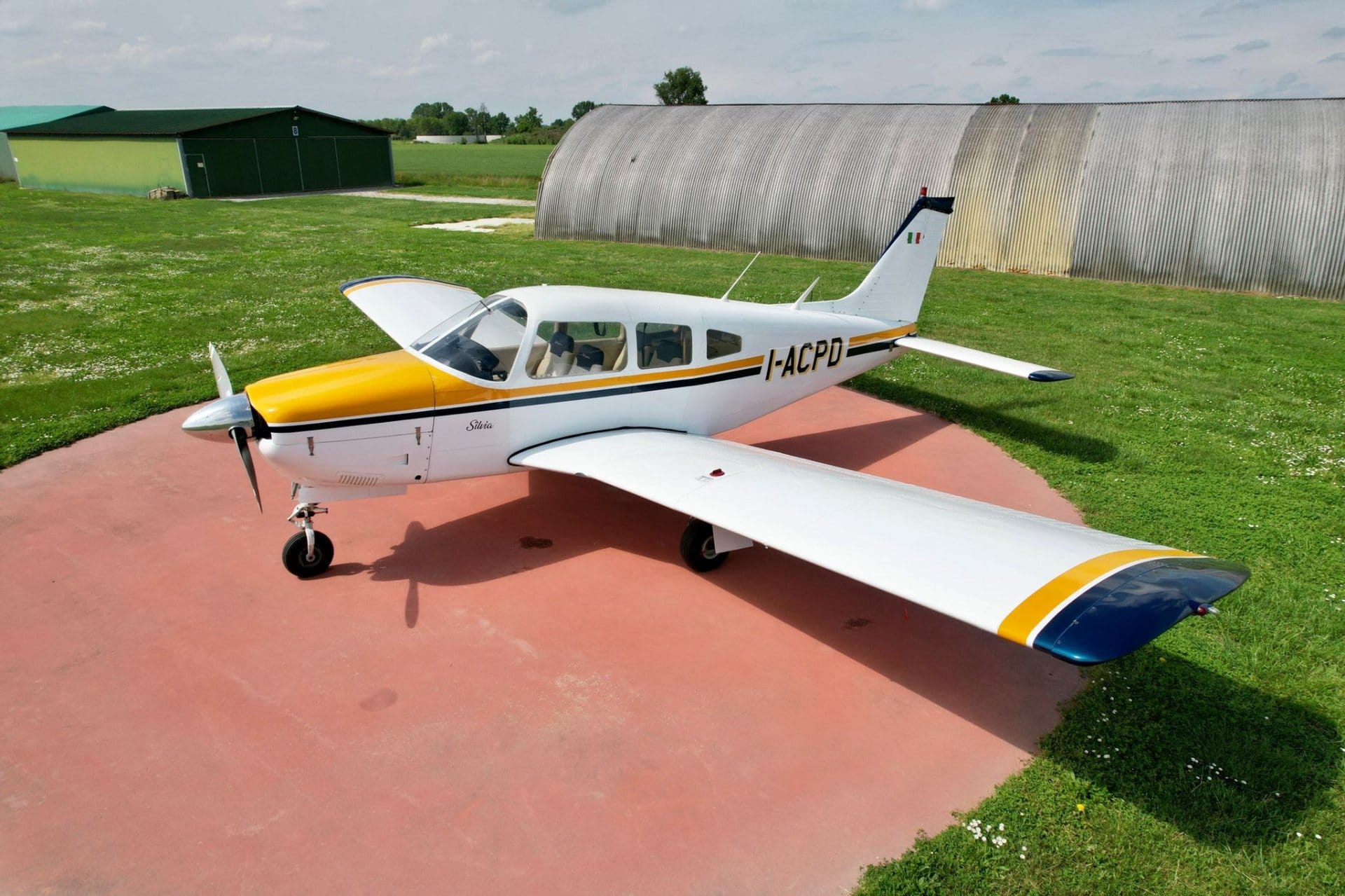 Piper PA28-201 Arrow II