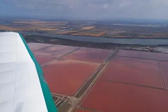 Balade aérienne en Camargue et Salins de Giraud