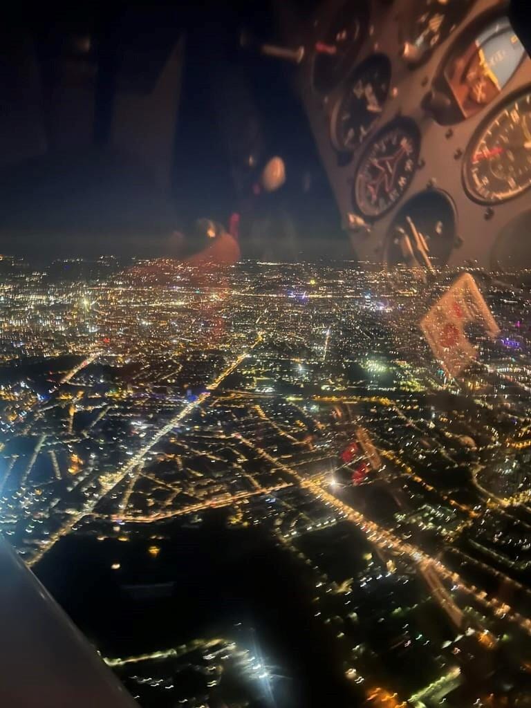 Magie des lumières de Lyon ✨ – Vol de nuit panoramique