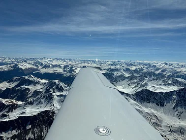 Dein individueller Flug! Alpen oder Meer?